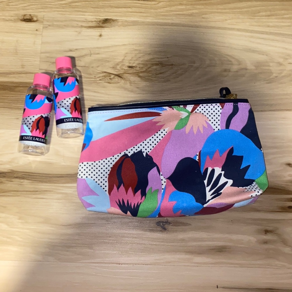 Estée Lauder makeup bag and travel bottles